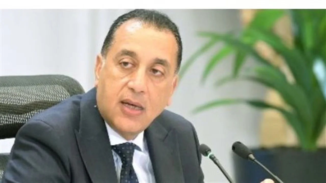 ميزات متطورة.. مصنع إيفا فارما في الهرم يبرز القدرات المصرية